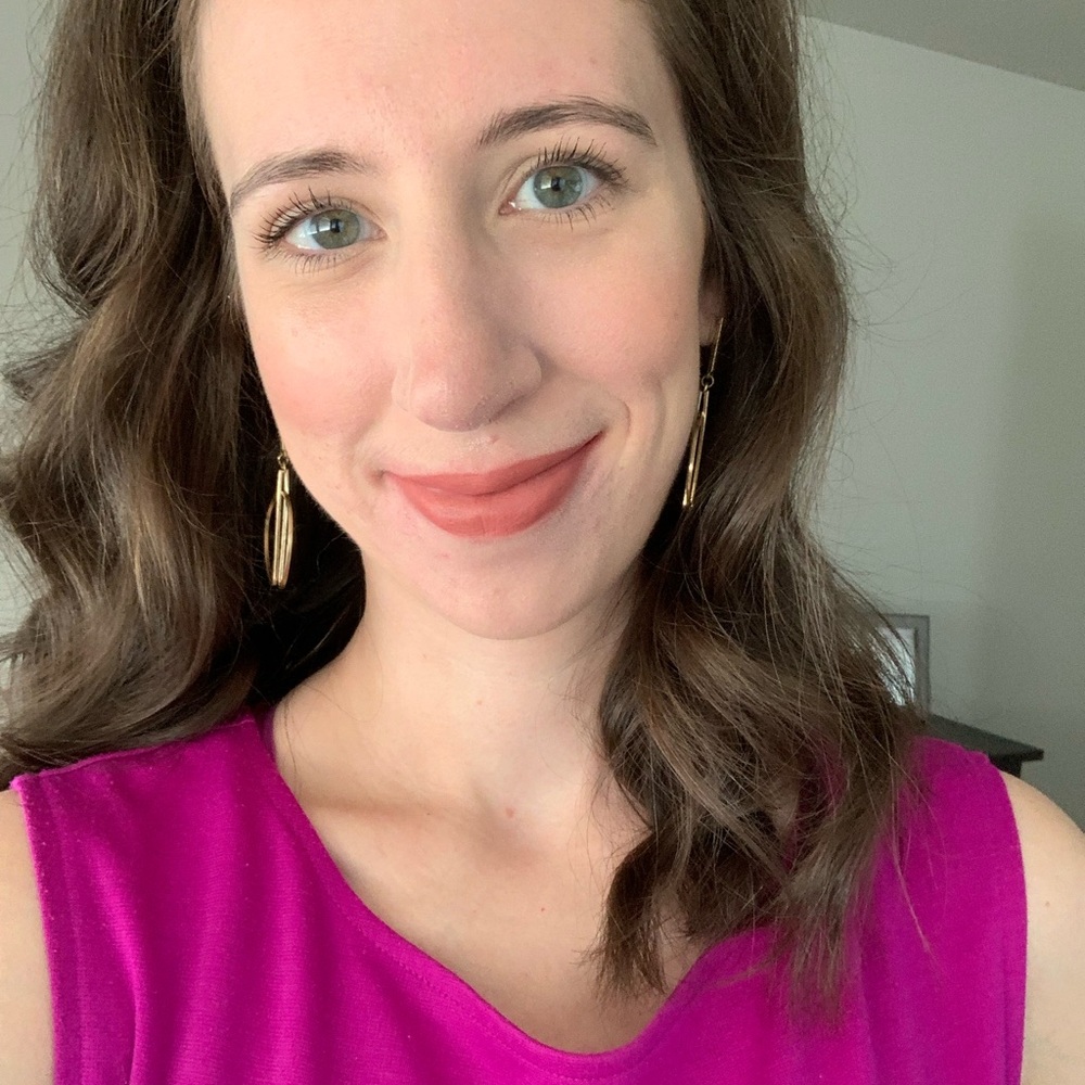 Meet your Posher, Gina